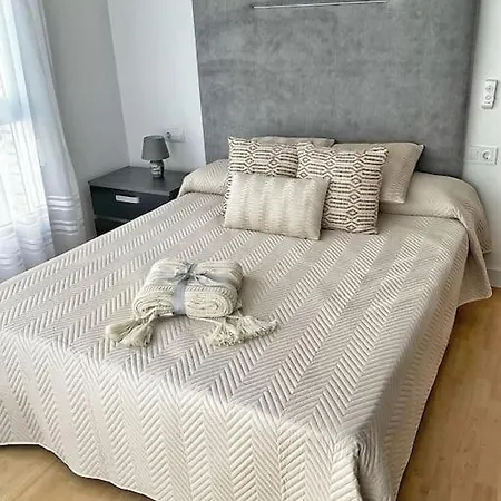 Apartment Piso Centrico Y Con Encanto En Plaza De Toros Alicante